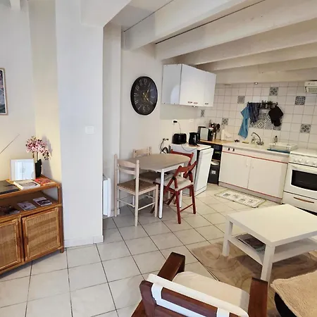 Casa de Férias Maison De Village Cosy, 2 Chambres, Classee 3 Etoiles, 11