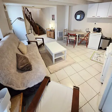 Casa de Férias Maison De Village Cosy, 2 Chambres, Classee 3 Etoiles, 11